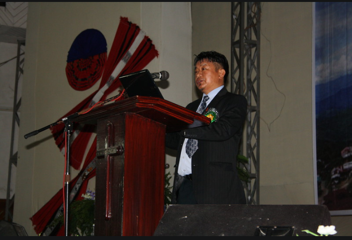 Mr.W.C Humtsoe delivering speech on Bethesda 25th year celebration